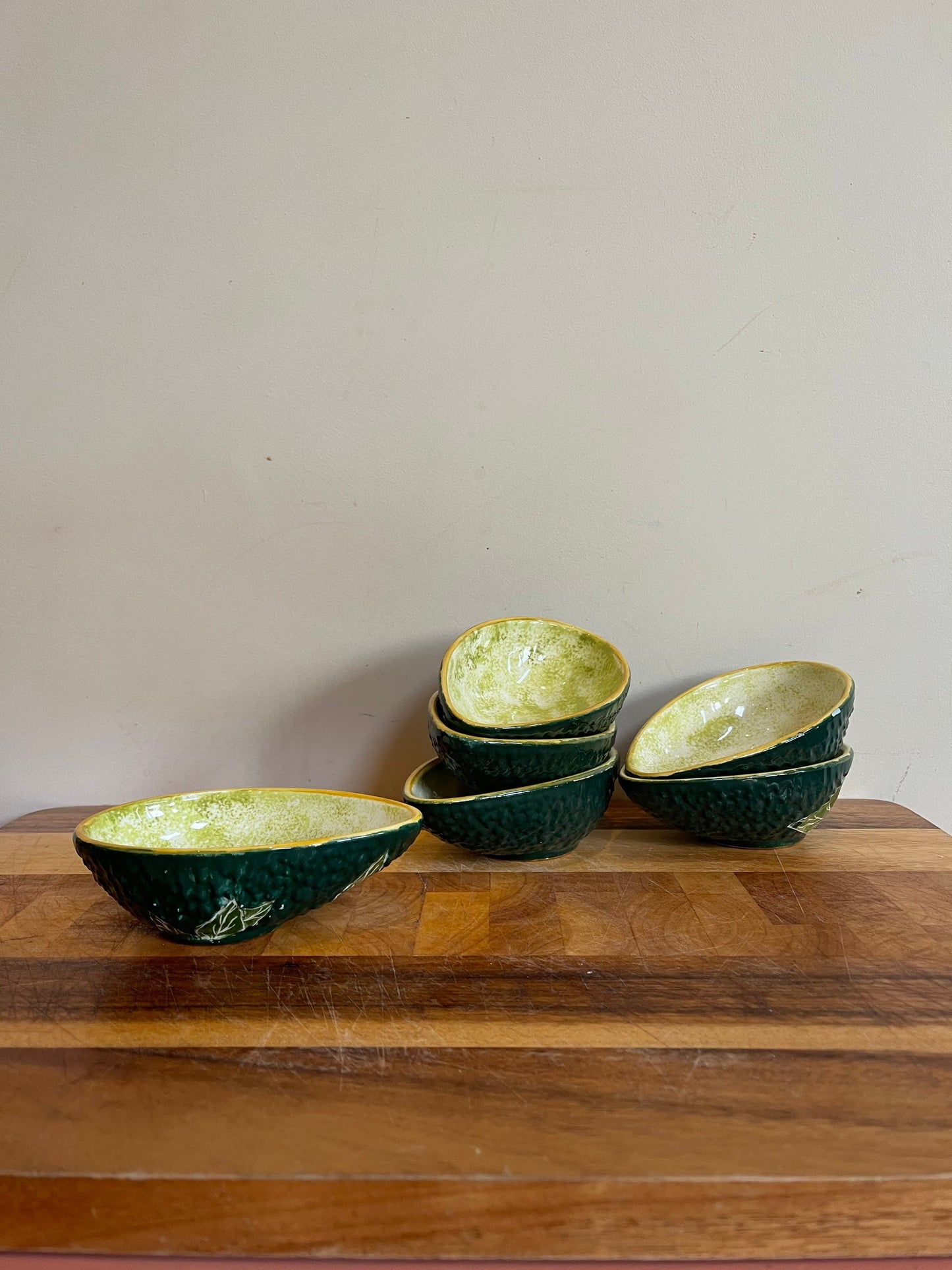 Set of Four Vintage Avocado Bowls | Vintage Glass Avocado Dishes | Quirky Dishes | Vintage Serveware | Vintage Nibble Appetiser Dishes |