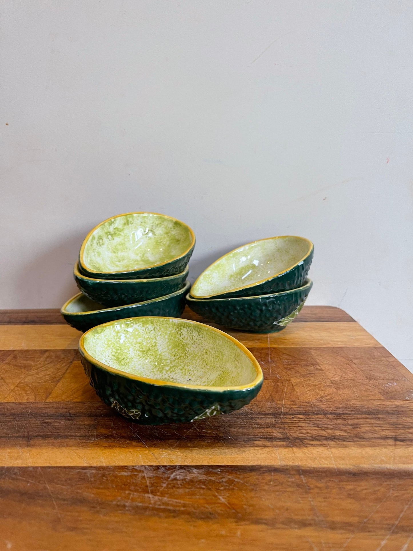 Set of Four Vintage Avocado Bowls | Vintage Glass Avocado Dishes | Quirky Dishes | Vintage Serveware | Vintage Nibble Appetiser Dishes |